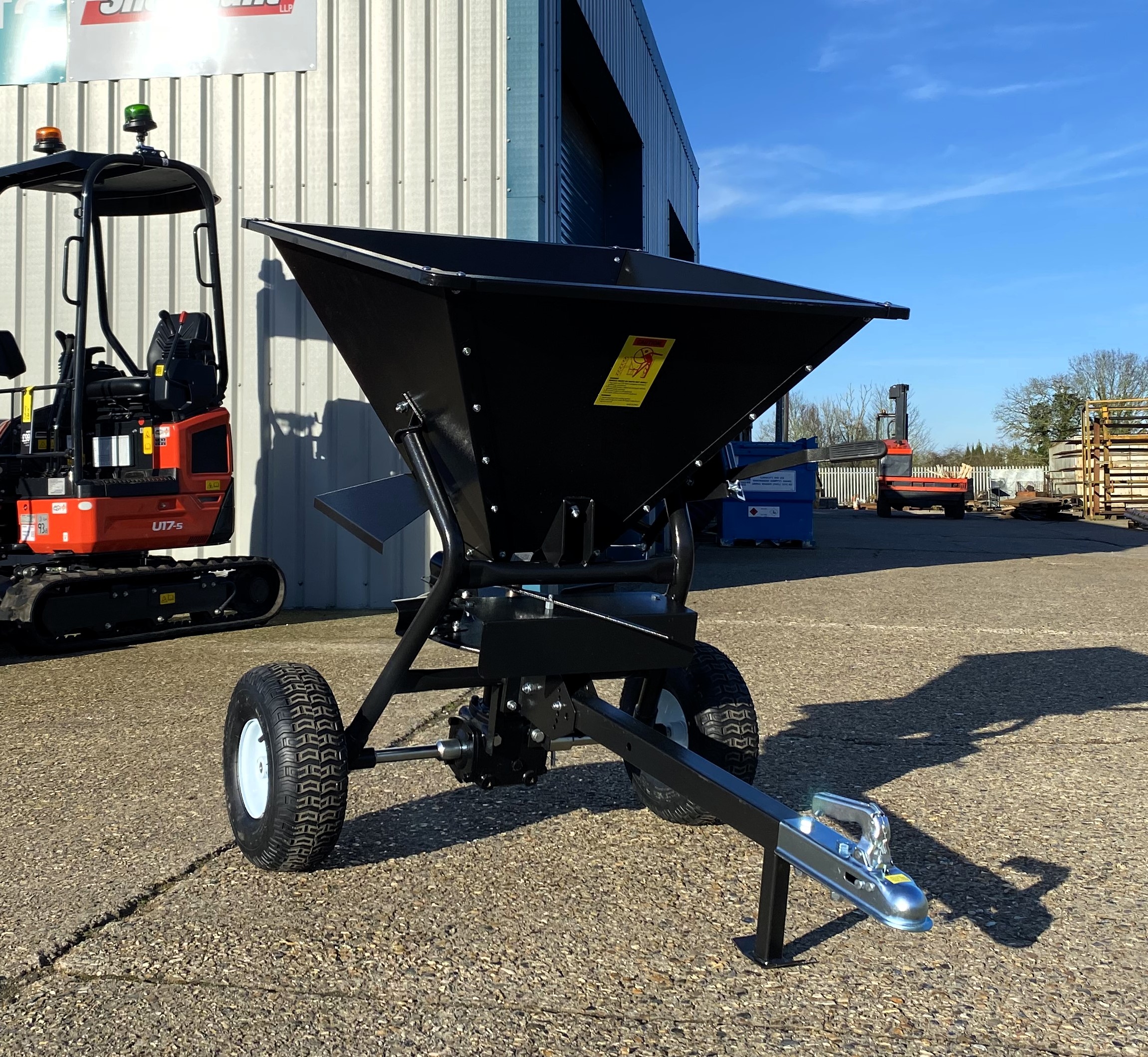 Heavy-Duty Tow-Behind ATV Spreader 350LB - Image 2