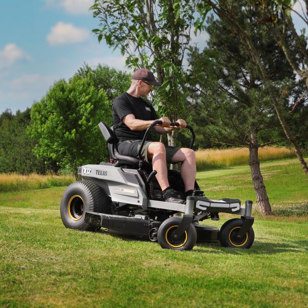 Texas Epsilon ZT10700Li Zero Turn Ride On Mower - Image 3